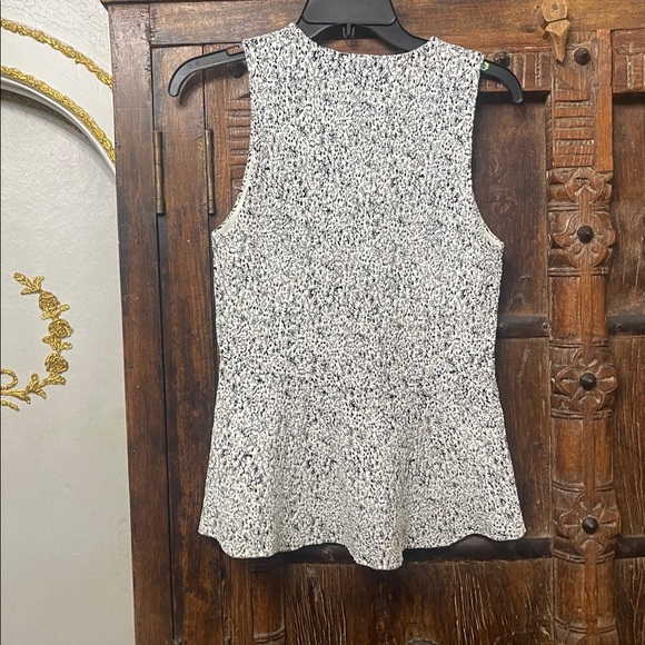 Theory Colisha Cream Black Lustrate Sleeveless Stretch Peplum Top Size P - Picture 6 of 6